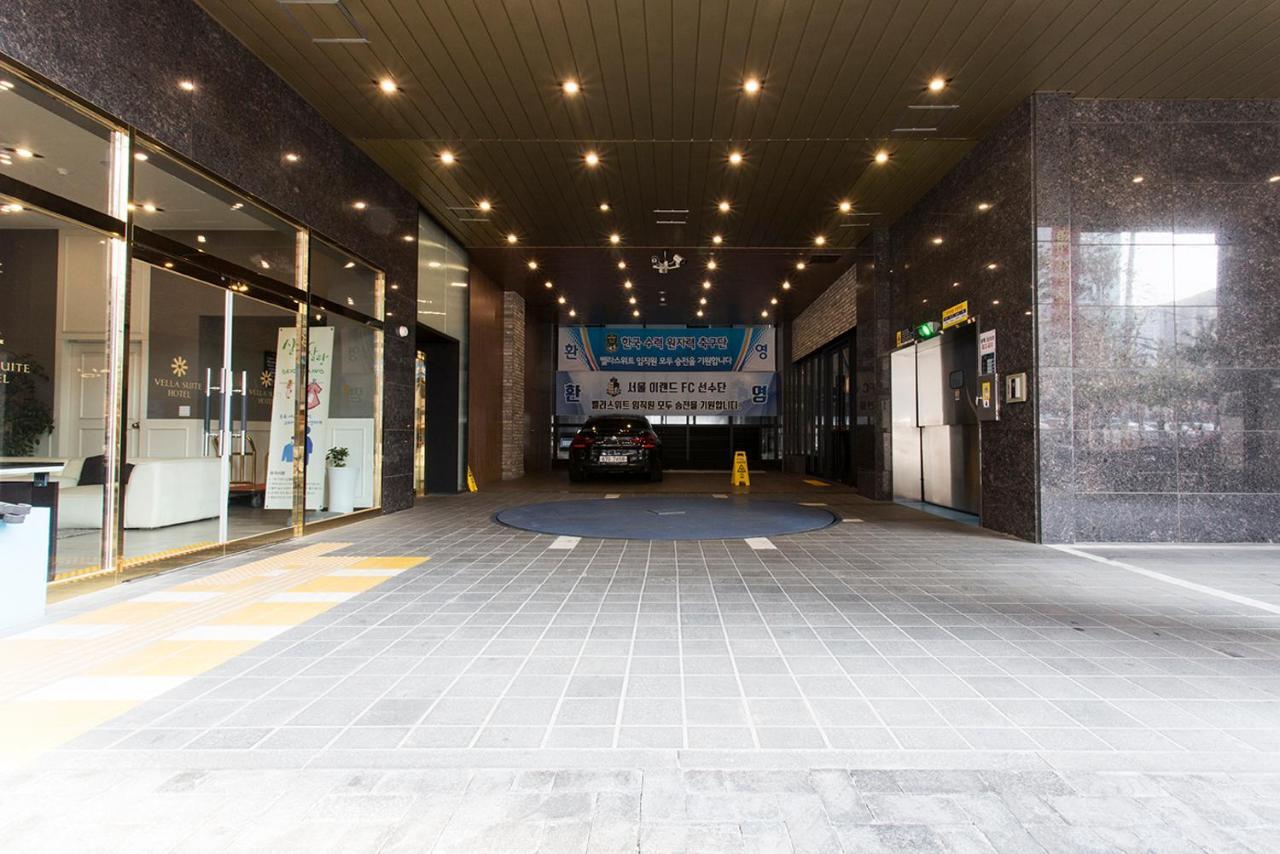 Vella Suite Hotel Suwon Exterior photo